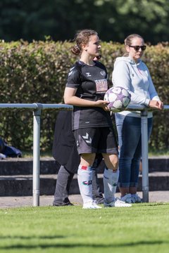 Bild 323 - wBJ SV Henstedt Ulzburg - FSG Oldendorf Itzehoe : Ergebnis: 2:5
